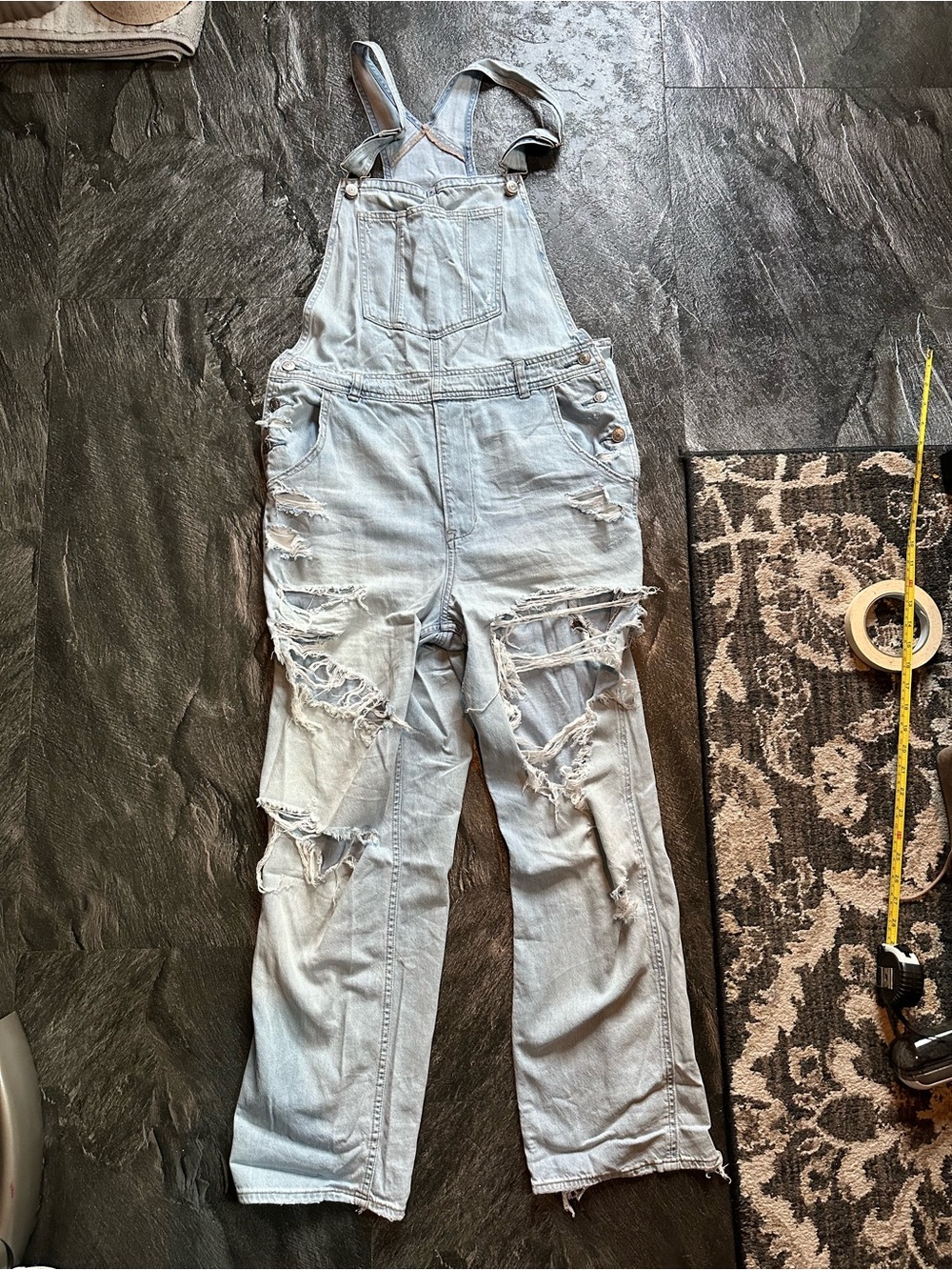American Eagle Outfitters Light Wash Distressed Denim Overalls - Picture 2 of 13